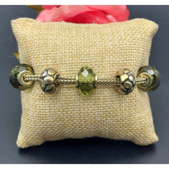 NAPIER Signed Gold Tone & Green Multi Strand Chain Slide Charm Bracelet 8" - Picture 4 of 8